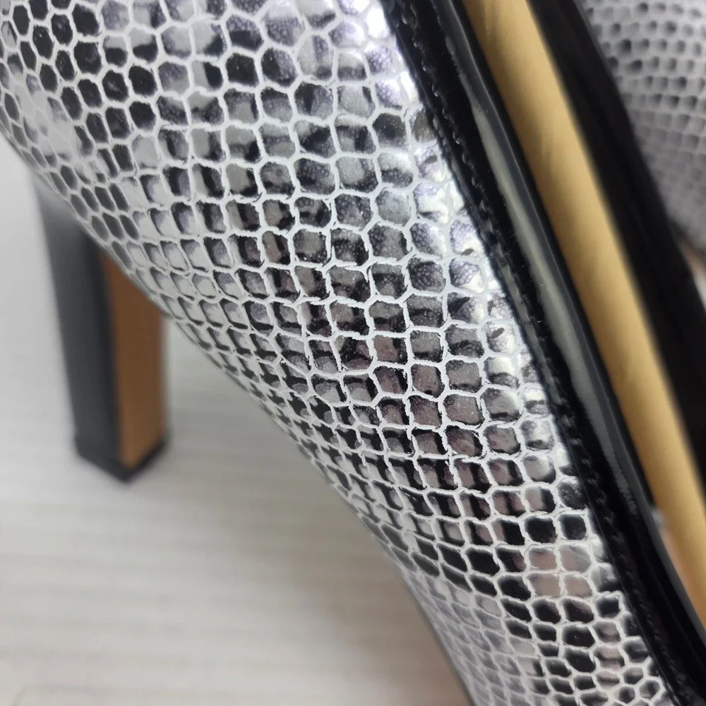 Clmhoe Pumps Women 10M Silver Snakeskin Patent Square Toe Block Heel Chic 10M